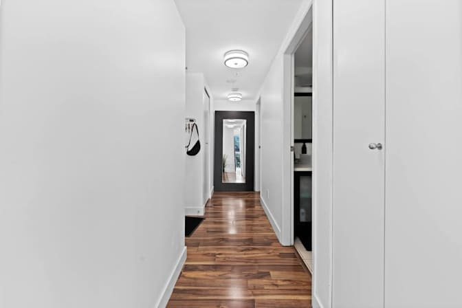 Howe Street - Photo 8