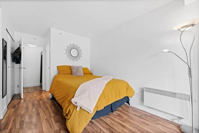 Howe Street - Photo 12
