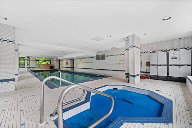 Howe Street - Photo 22