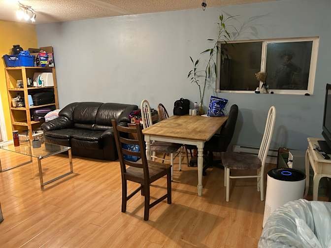 East Broadway - Photo 3