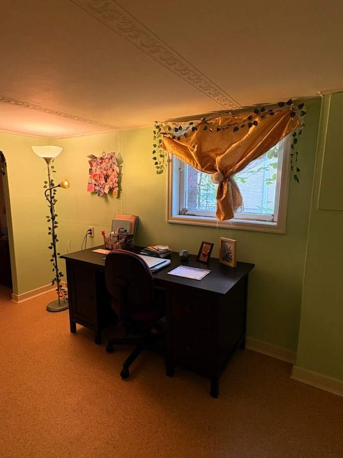 West King Edward Avenue - Photo 5