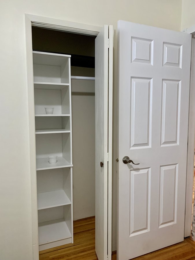 East 42nd Avenue - Photo 3