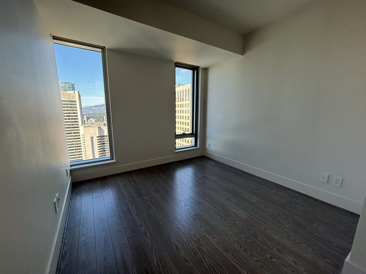 667 Howe Street - Photo 8