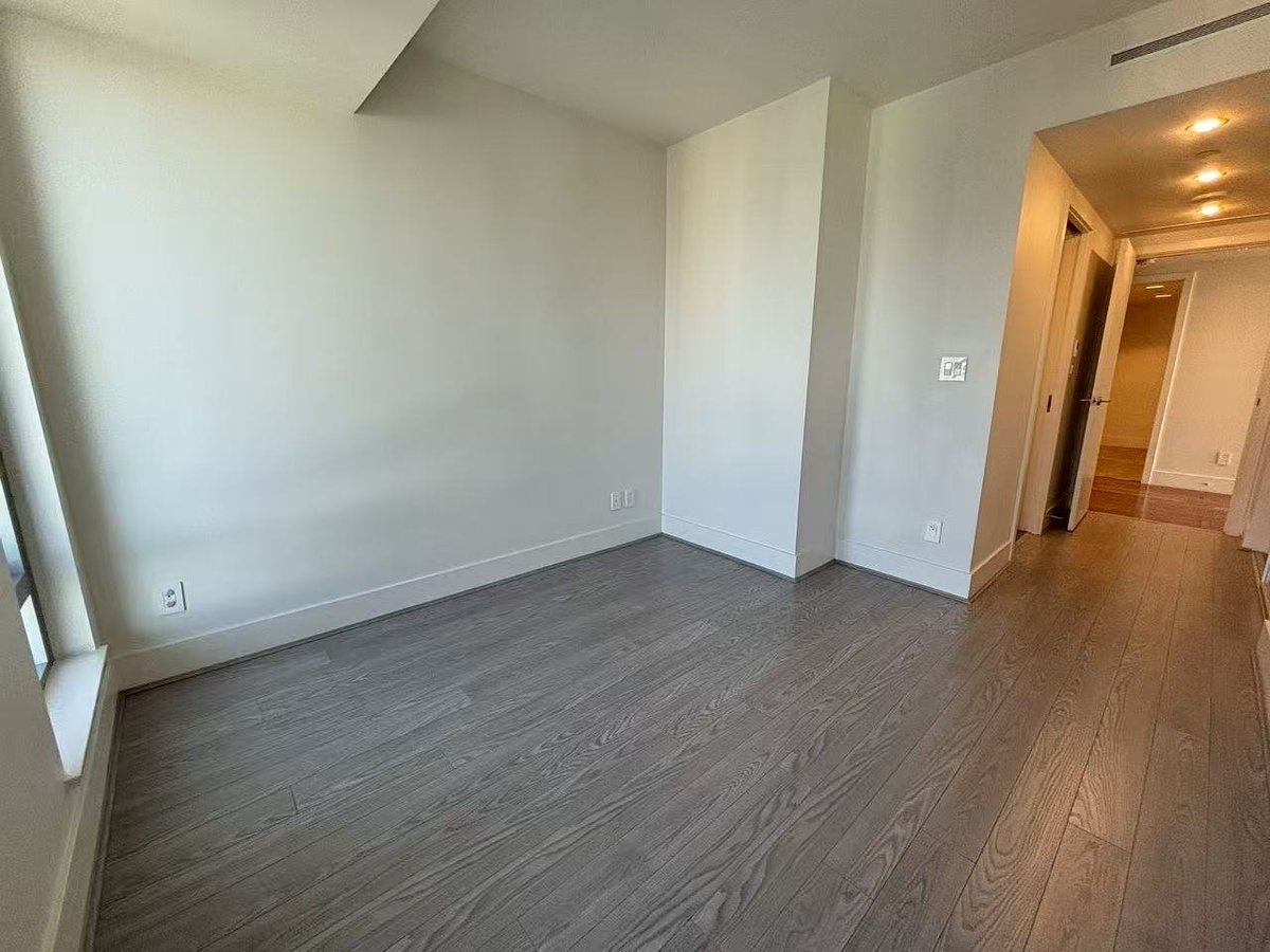 667 Howe Street - Photo 12