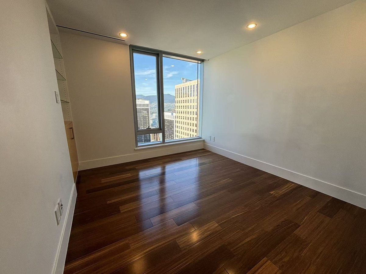 667 Howe Street - Photo 10