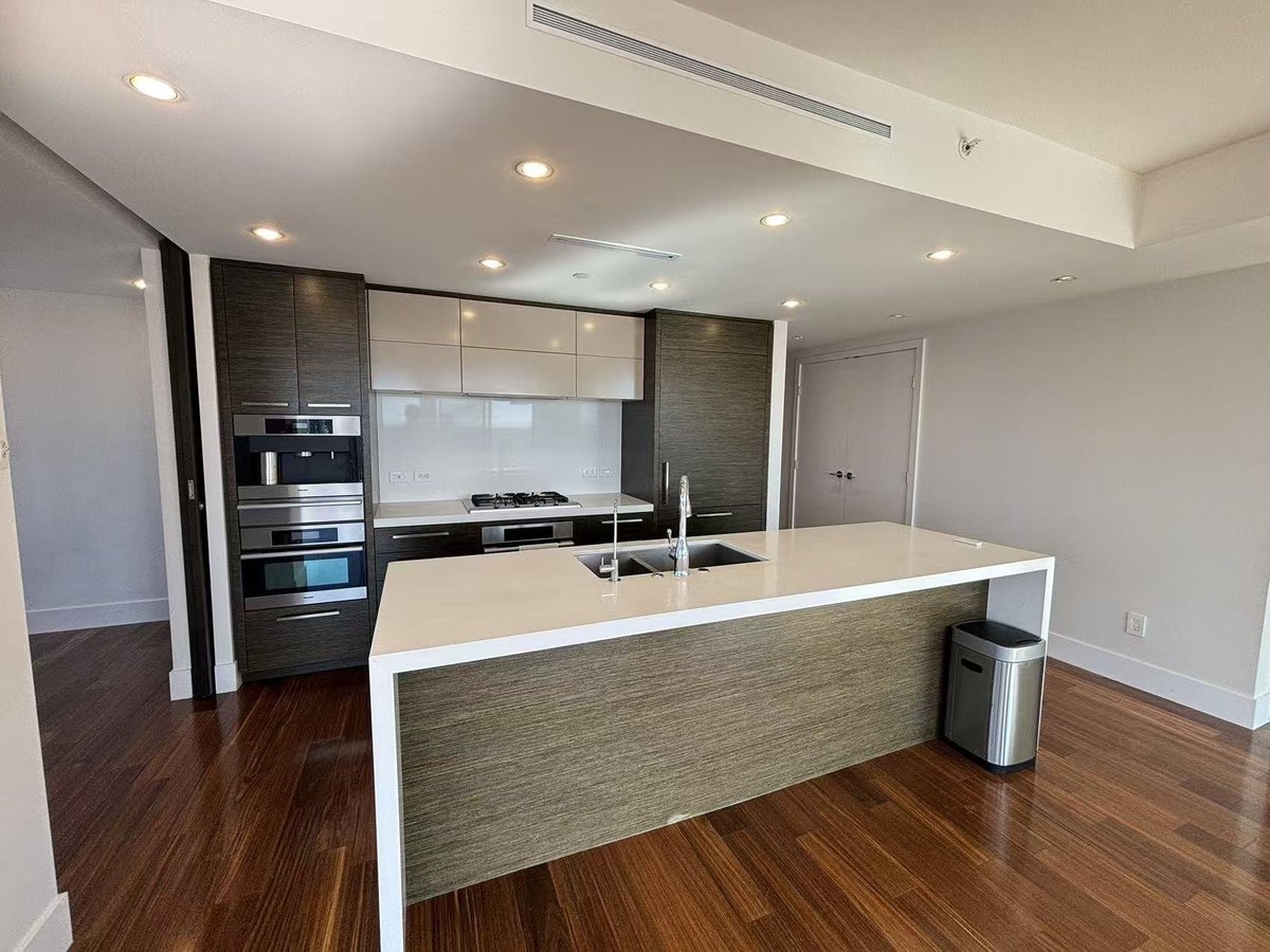 667 Howe Street - Photo 6