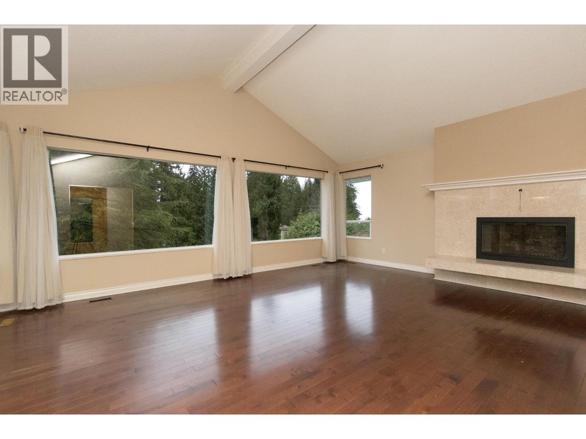1381 CAMBRIDGE ROAD - Photo 3
