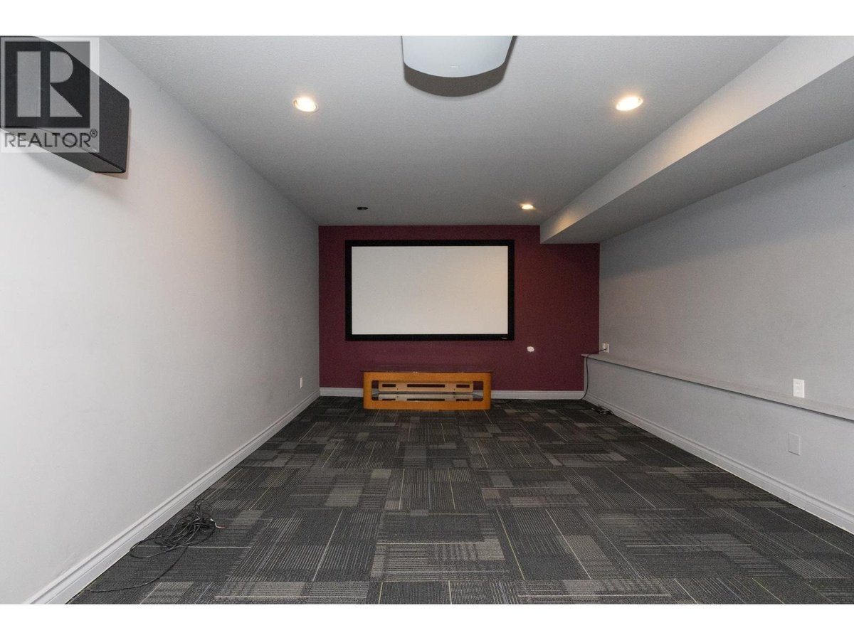1381 CAMBRIDGE ROAD - Photo 12