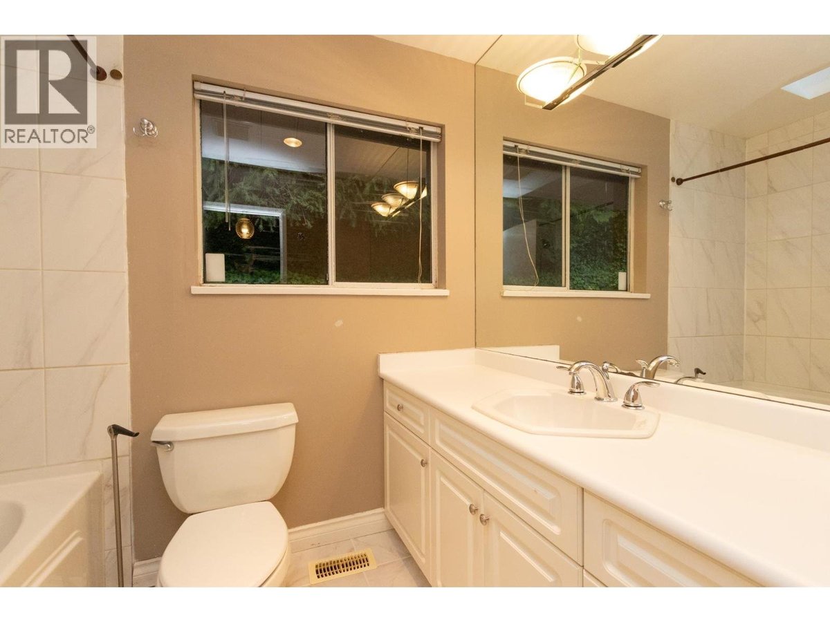 1381 CAMBRIDGE ROAD - Photo 15