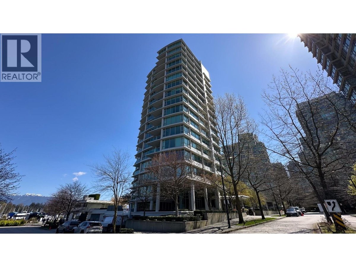 PH4 1777 BAYSHORE DR - Photo 1