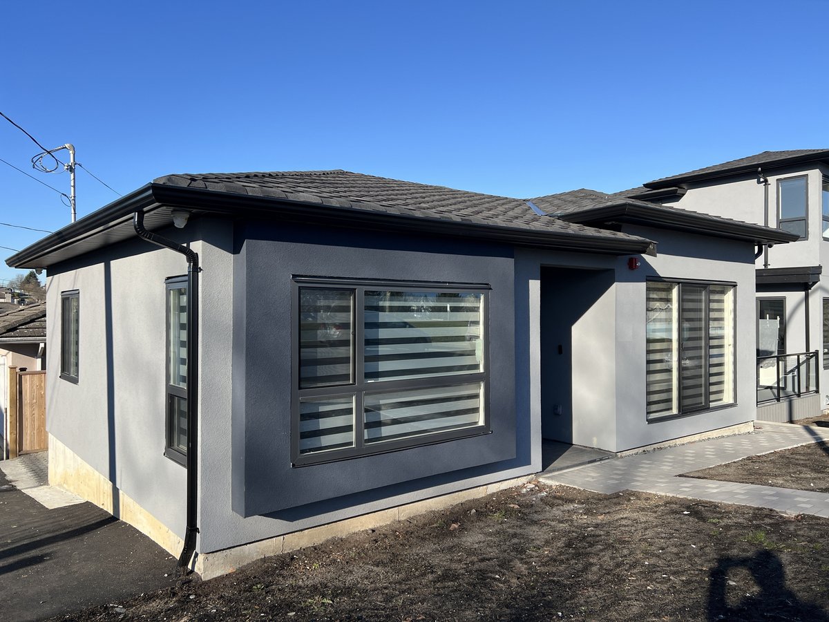 2035 Windermere Street - Photo 3