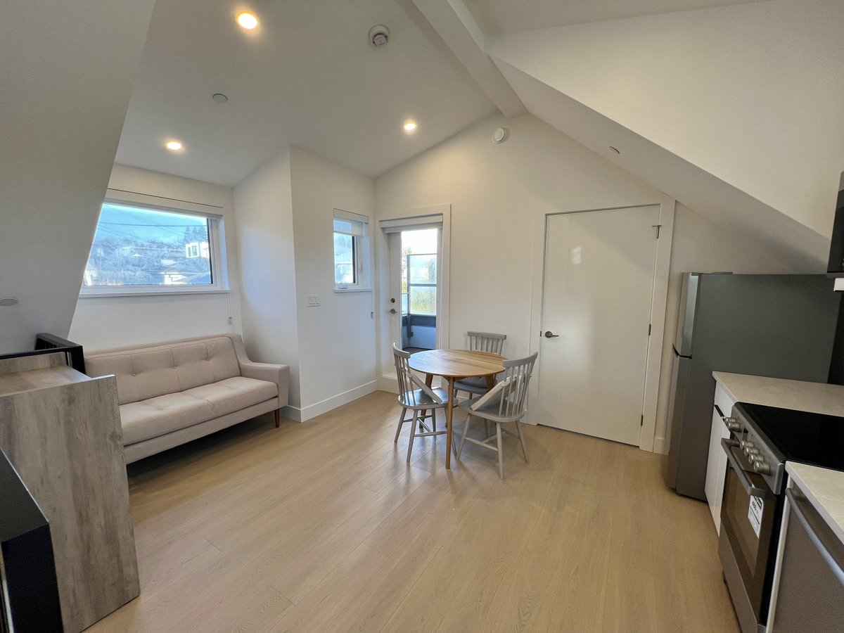 5482 Quebec Street - Photo 8