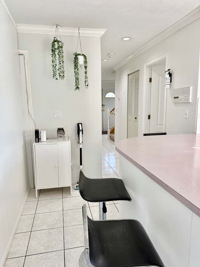 West 41st Avenue - Photo 5