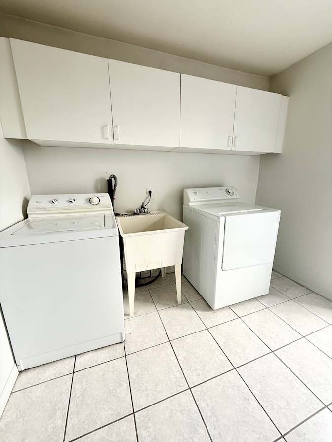 West 41st Avenue - Photo 7