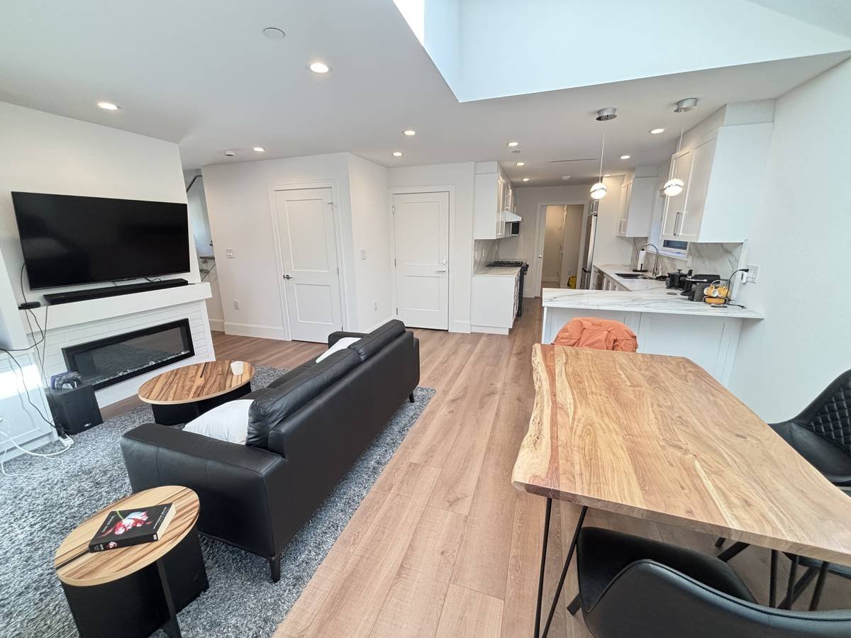 4065 West 14th Avenue - Photo 6