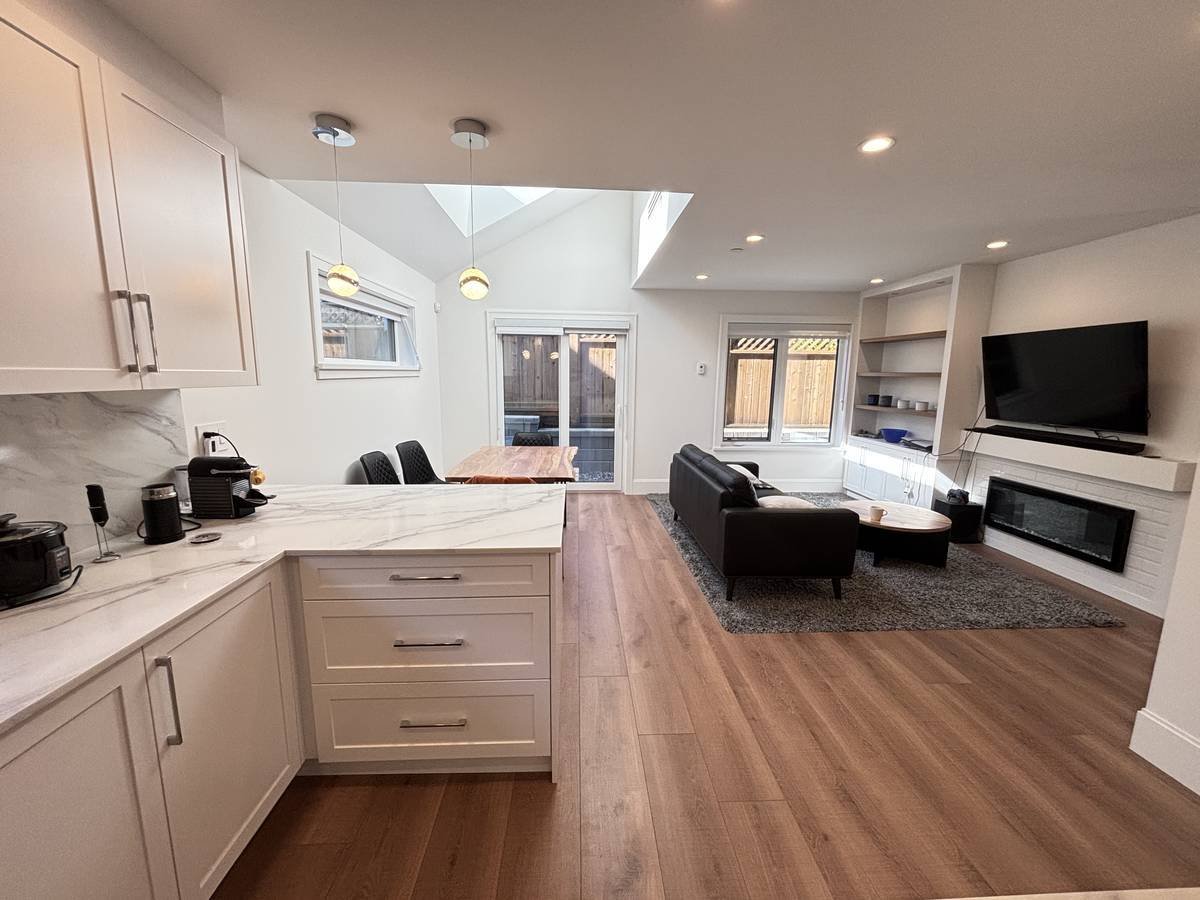 4065 West 14th Avenue - Photo 8