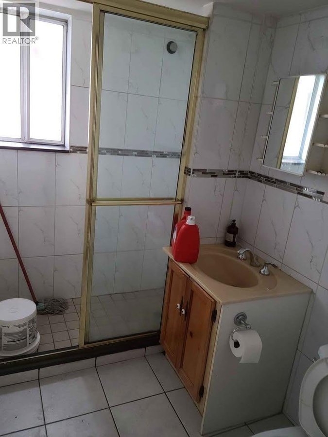 38xx WINDERMERE STREET - Photo 3
