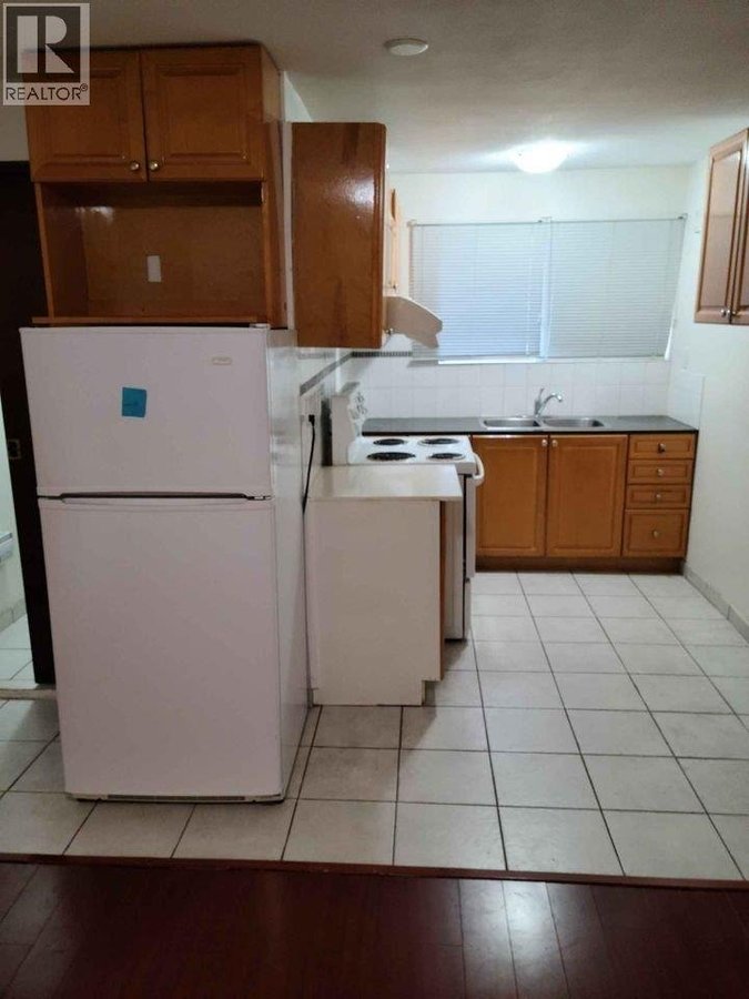 38xx WINDERMERE STREET - Photo 10