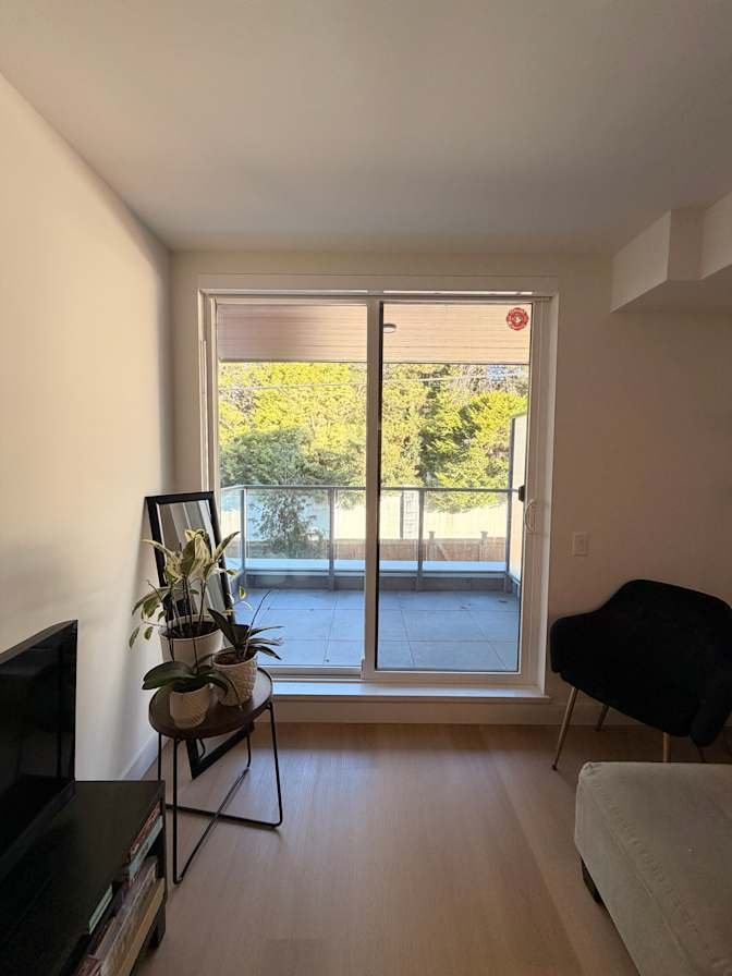 West 32nd Avenue - Photo 8