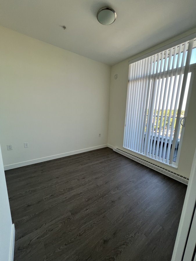727 East 17th Avenue - Photo 3
