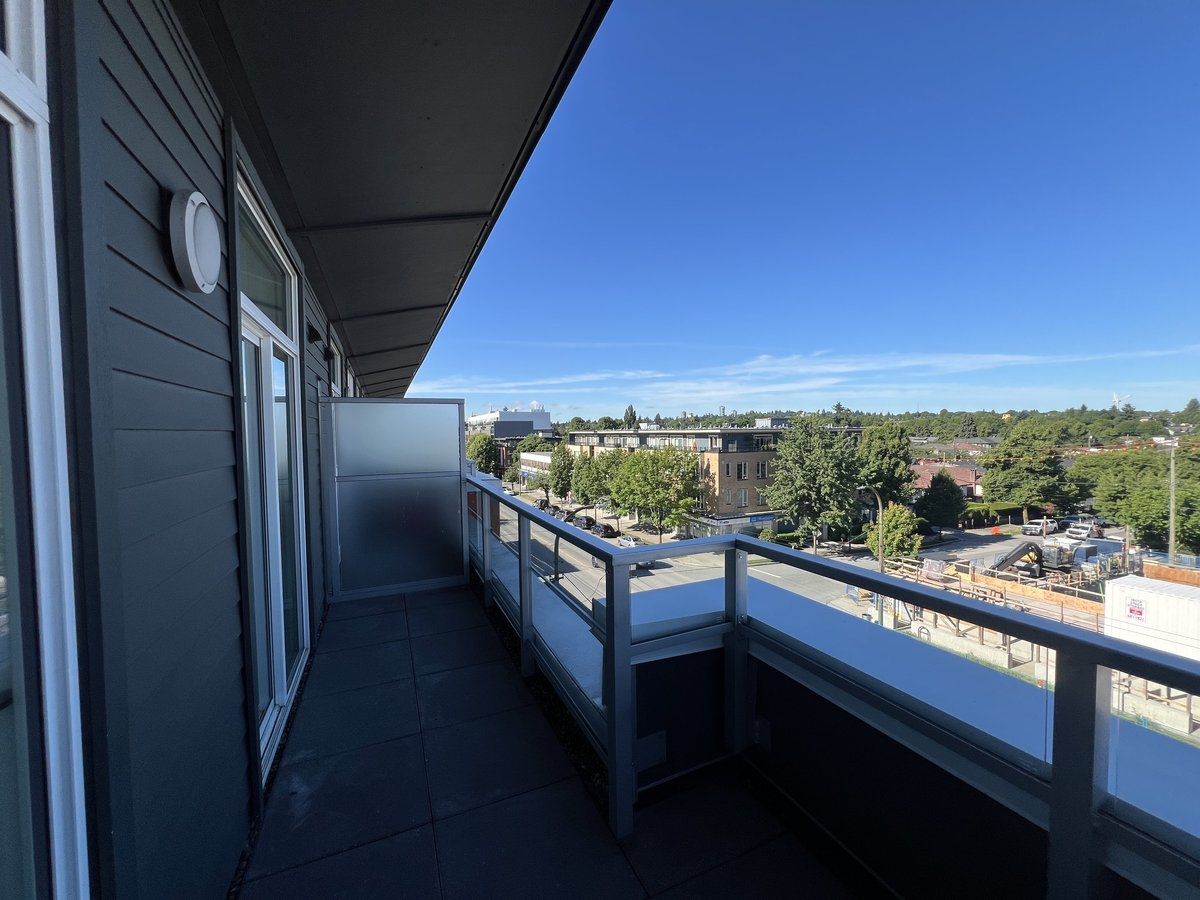 727 East 17th Avenue - Photo 7