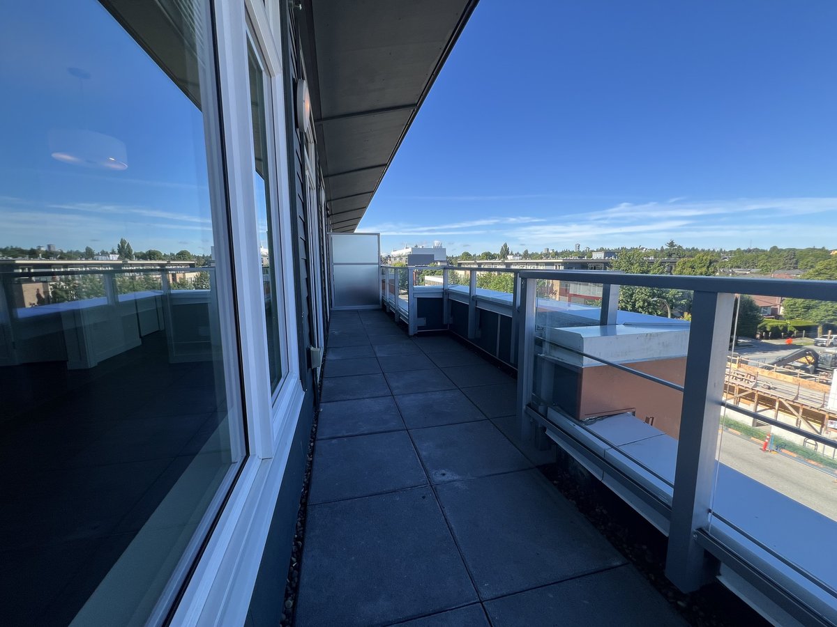727 East 17th Avenue - Photo 6