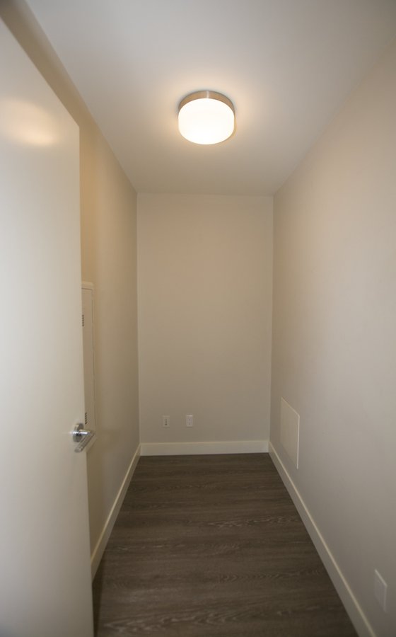 1588 East Hastings Street - Photo 4