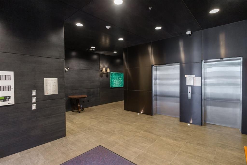1588 East Hastings Street - Photo 11