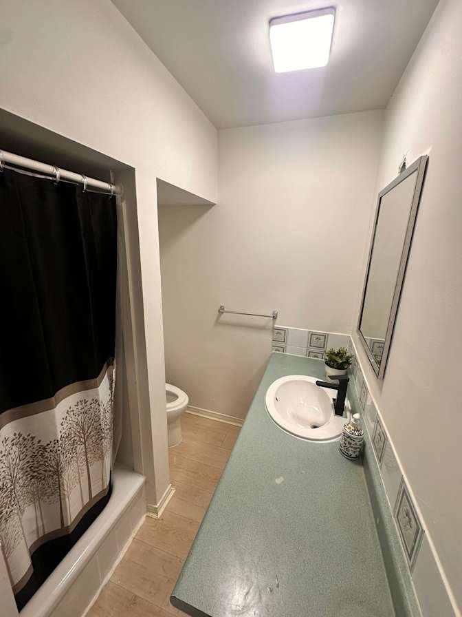 West 28th Avenue - Photo 5