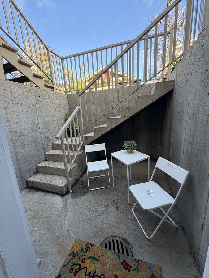 3139 Venables Street - Photo 8