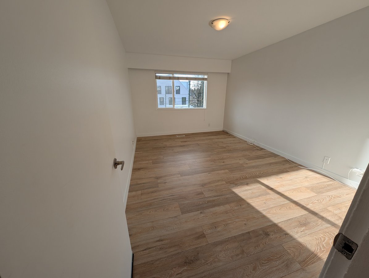 5778 Main Street - Photo 9