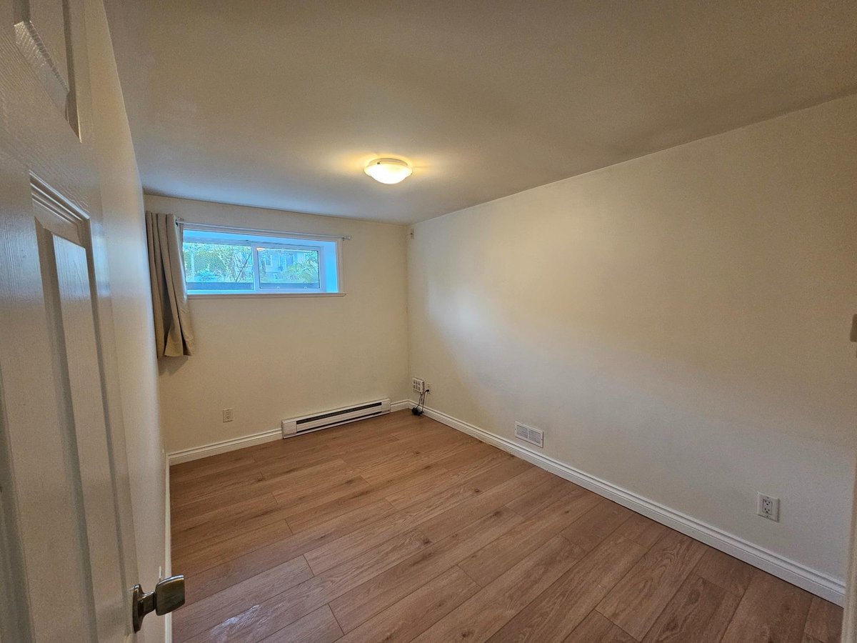 554 West 61st Avenue - Photo 8