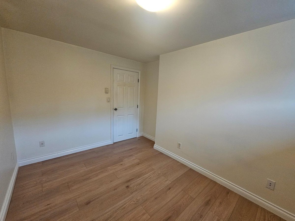 554 West 61st Avenue - Photo 9