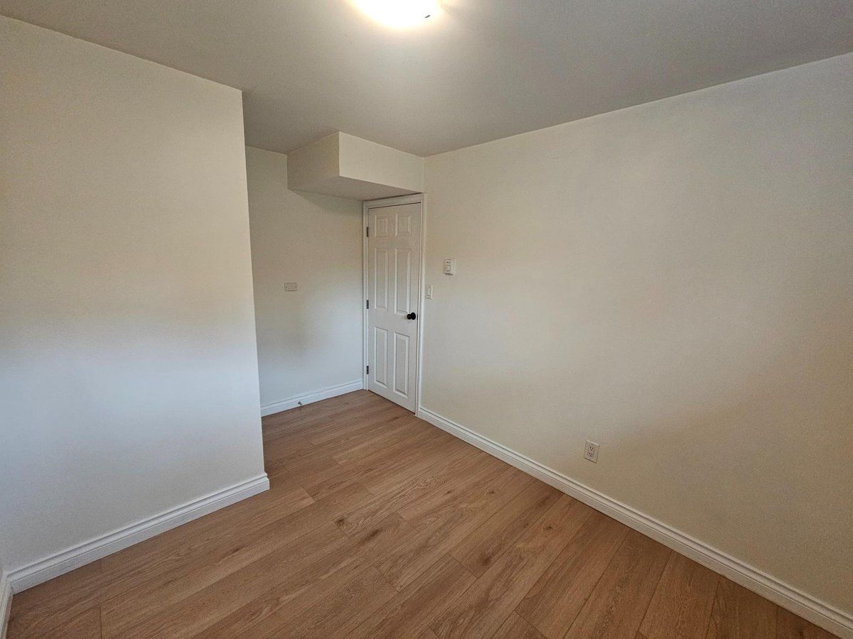 554 West 61st Avenue - Photo 11