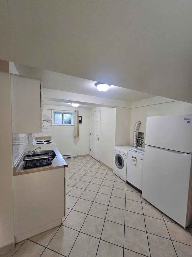 554 West 61st Avenue - Photo 6