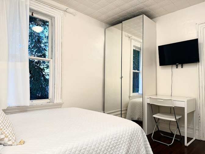 Thurlow Street - Photo 5