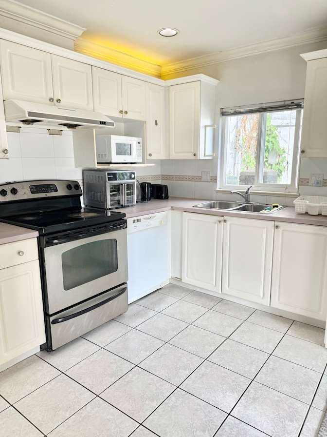 West 41st Avenue - Photo 9