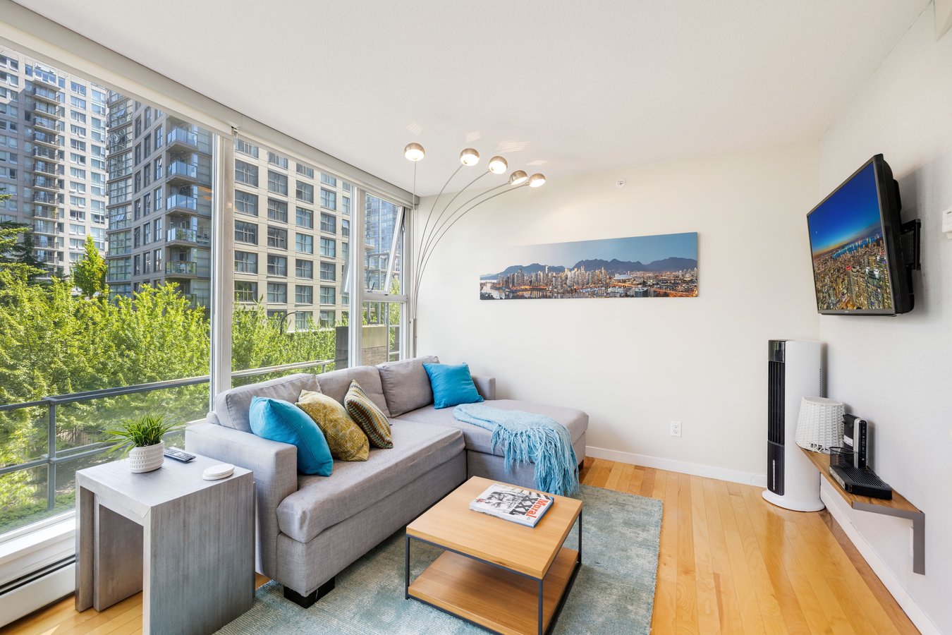 1008 Cambie Street - Photo 2
