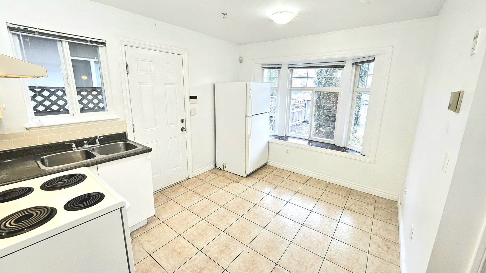 6051 Main Street - Photo 2