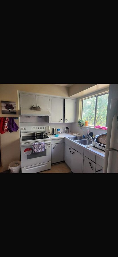 Marpole - Photo 2