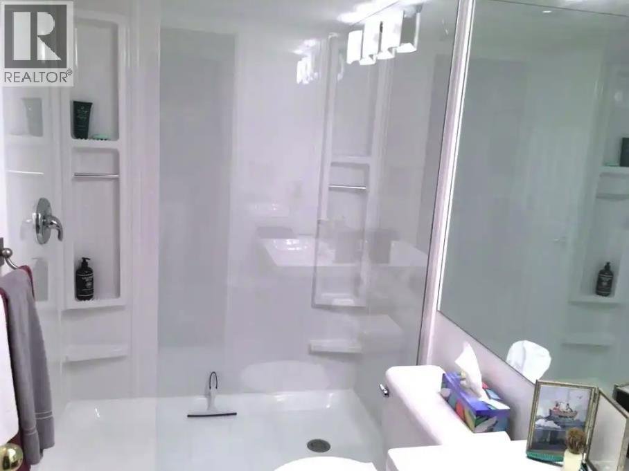 103 3075 WILLOW STREET - Photo 5