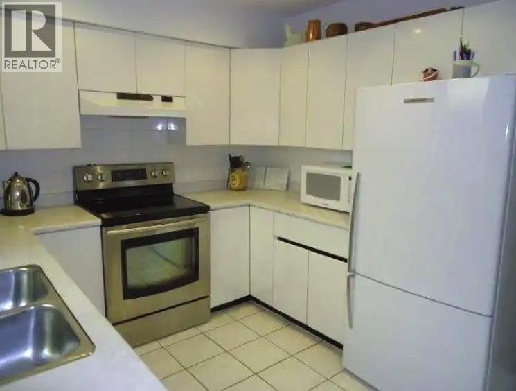 103 3075 WILLOW STREET - Photo 9