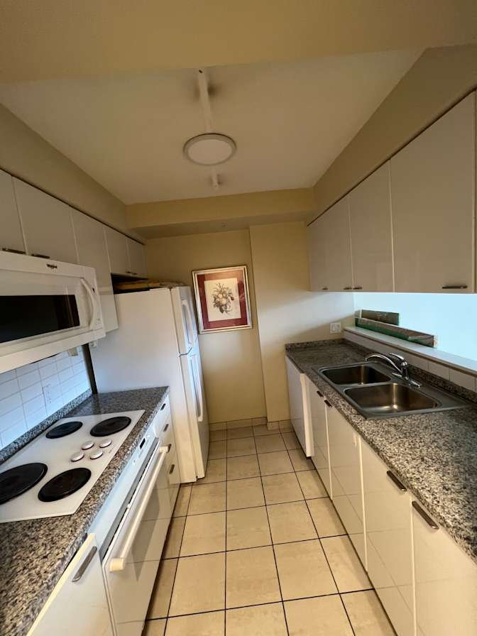 Alberni Street - Photo 3