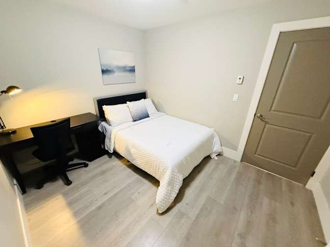 East 48th Avenue - Photo 2