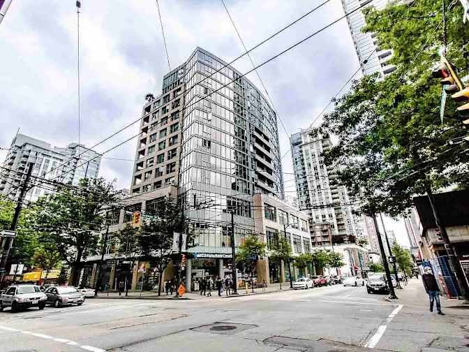 Robson Street - Photo 4