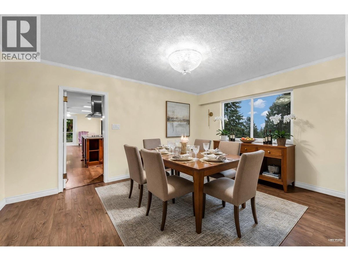 675 ST. ANDREWS ROAD - Photo 23