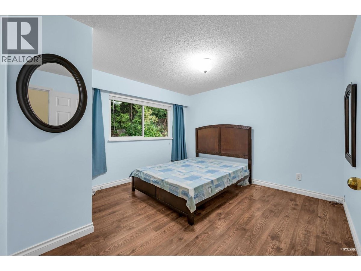 675 ST. ANDREWS ROAD - Photo 28