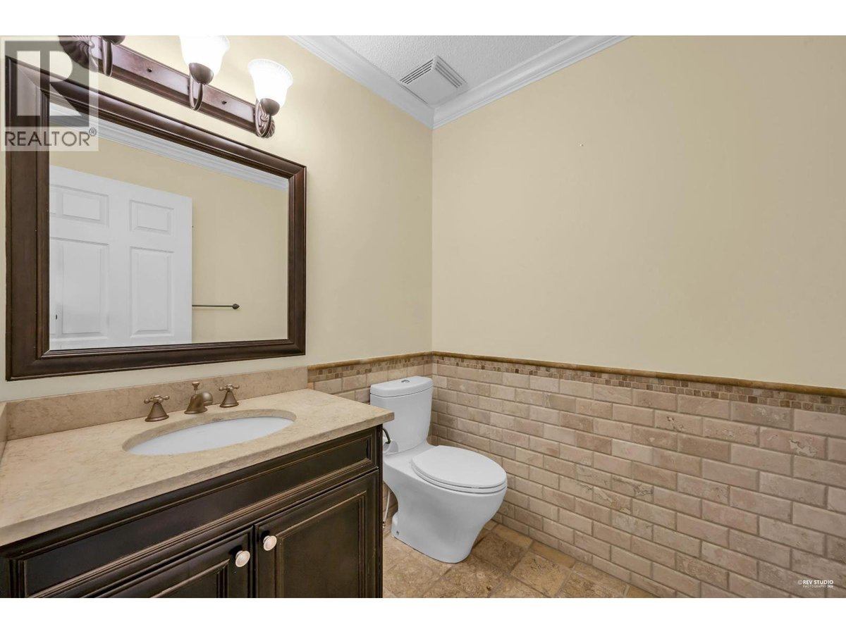 675 ST. ANDREWS ROAD - Photo 30