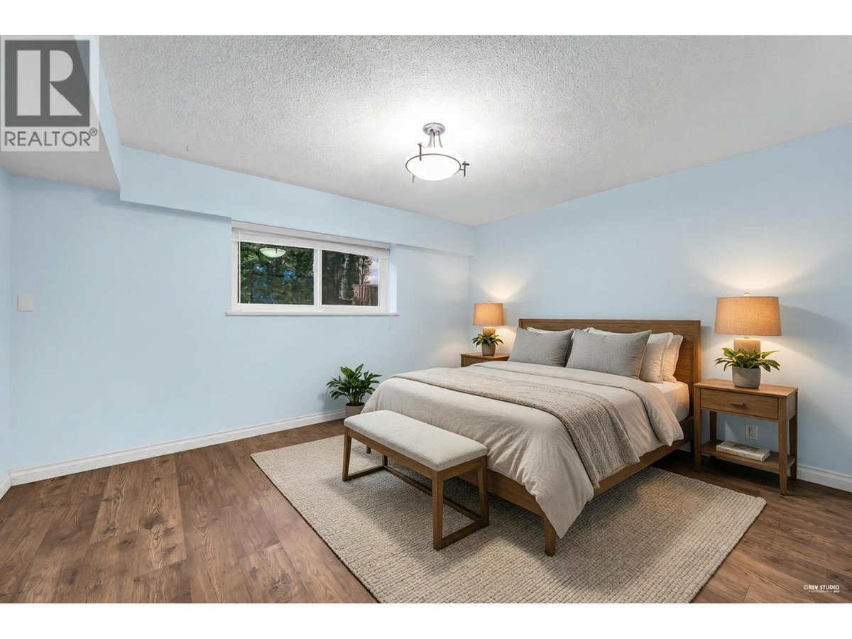 675 ST. ANDREWS ROAD - Photo 36