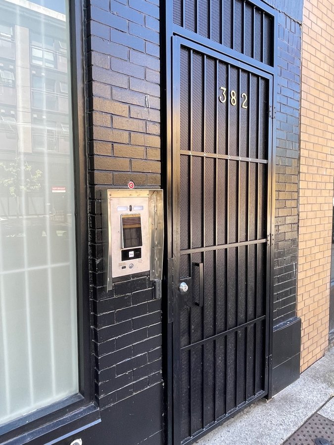 382 Powell Street - Photo 8